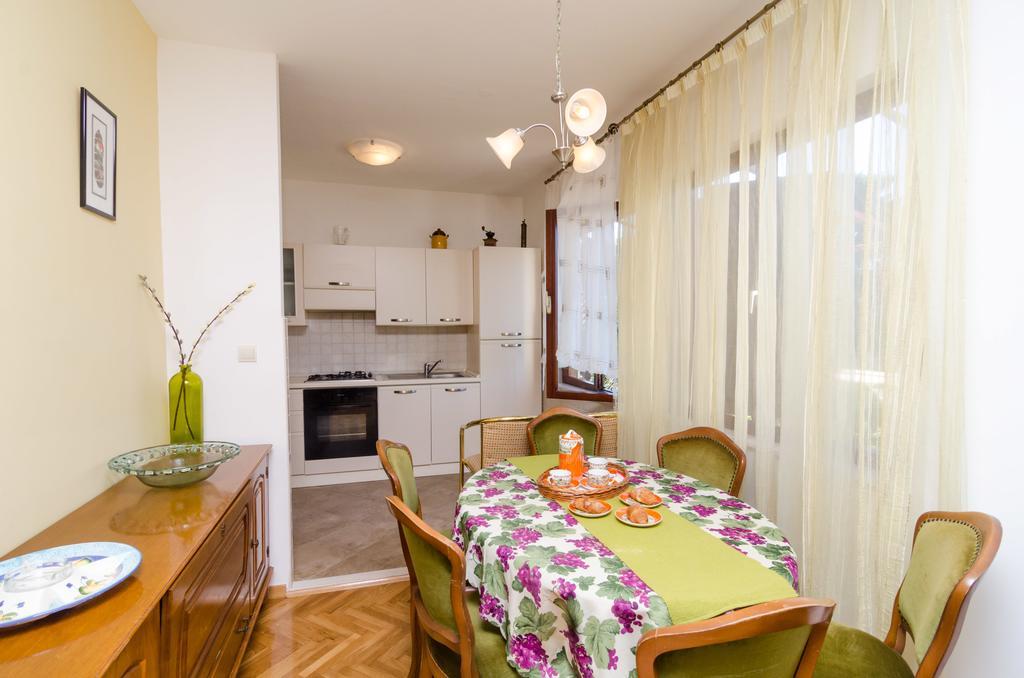 Apartment Stjepko ツァヴタット エクステリア 写真